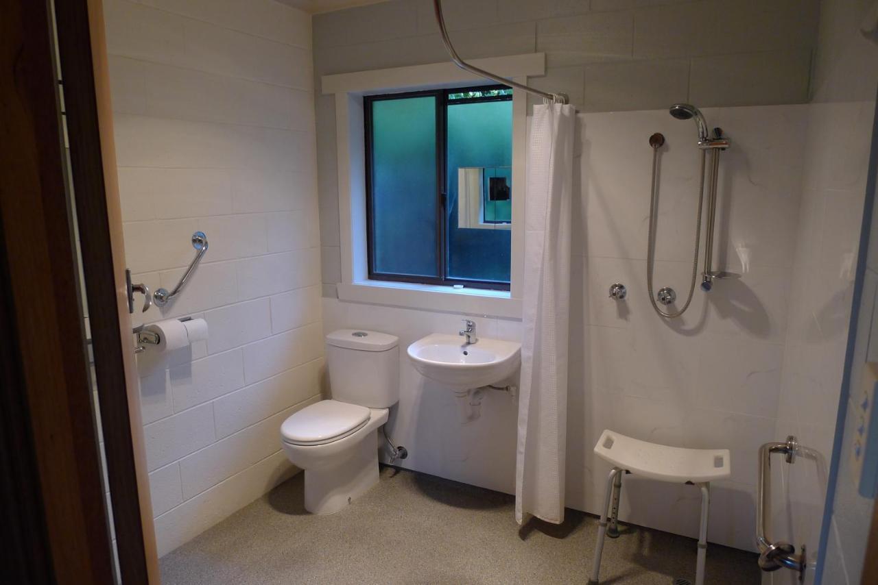 Willaway Motel Apartments Алверстон Екстер'єр фото