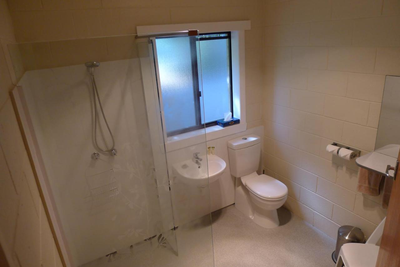 Willaway Motel Apartments Алверстон Екстер'єр фото